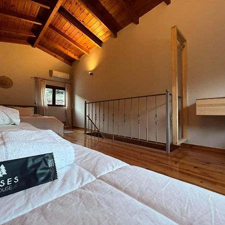 קלבריטה Guesthouse Mouses מראה חיצוני תמונה